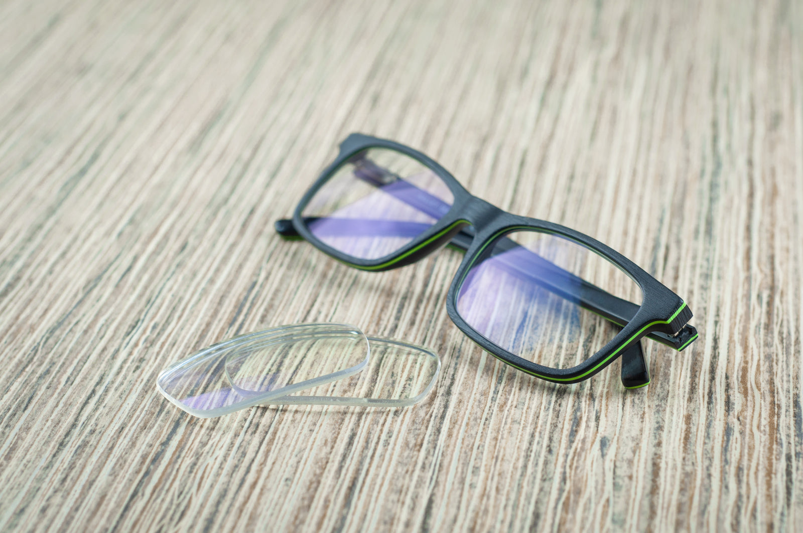 Liquid Lense - Eyeglass Scratch Repair