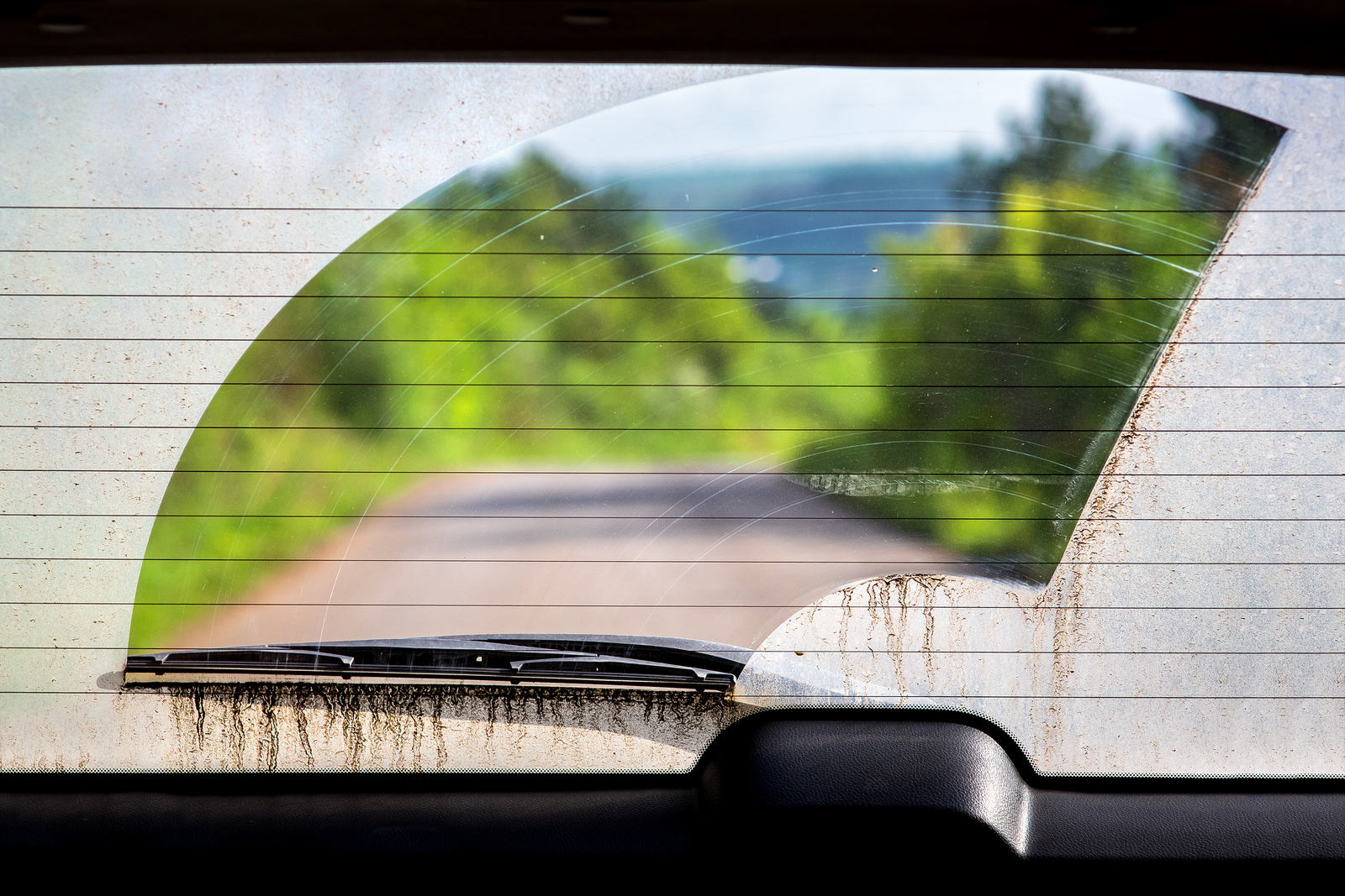 5 anti-fogging products that reduce window fogging in your automobile.